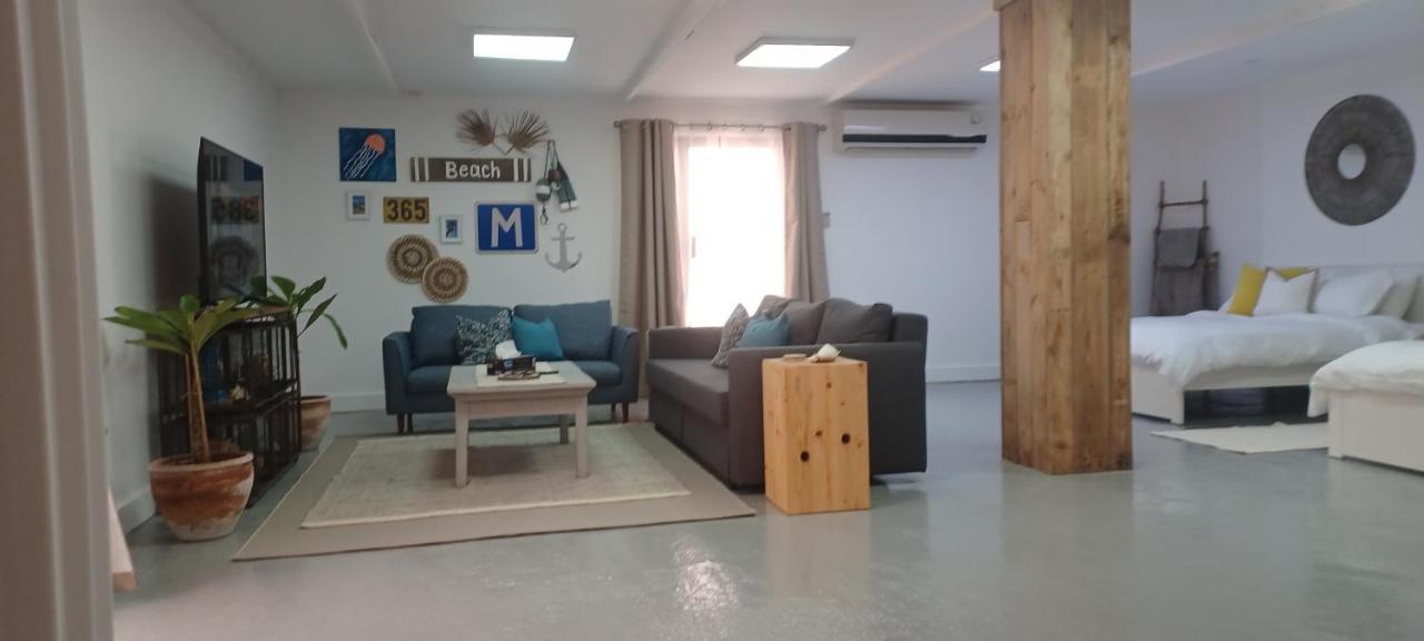 Private Tiny Home With Arcade Game And Foosball Table Ras al-Khaimah Exterior photo